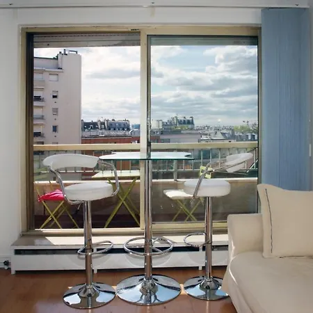 Richard Lenoir - 2 Adults Apartment *